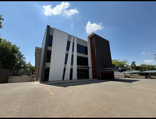 1,101M² OFFICE TO LET IN MELROSE ESTATE